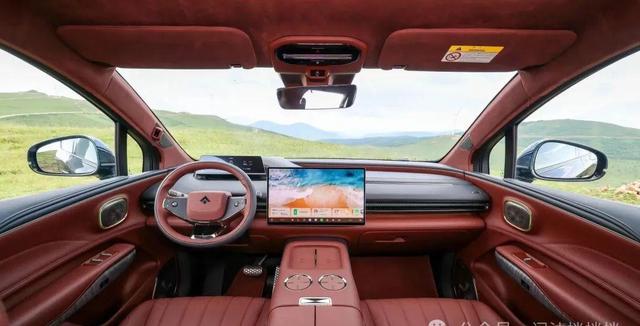 26万级增程SUV满配王者诞生！昊铂HL增程版终结选装套路-有驾