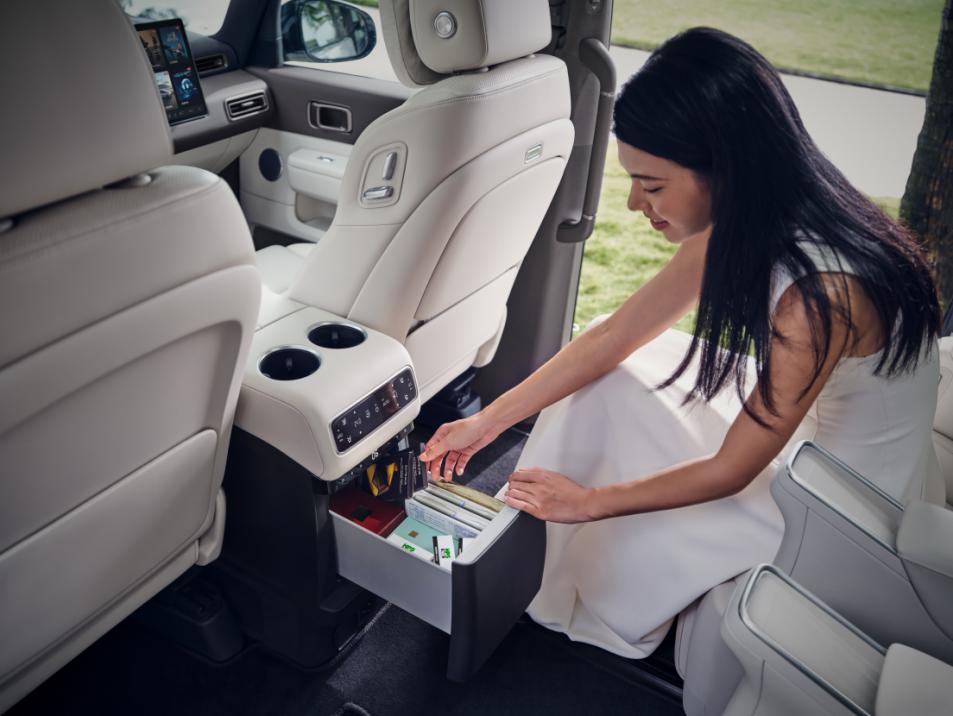 理想百万交付，西方车企集体退坑，新能源到底是不是陷阱？_理想百万交付，西方车企集体退坑，新能源到底是不是陷阱？_