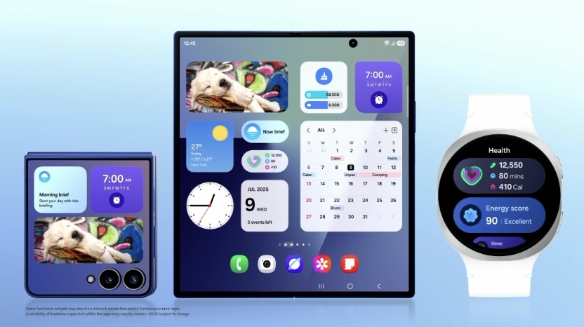 三星折叠屏概念机__三星折叠屏手机模型