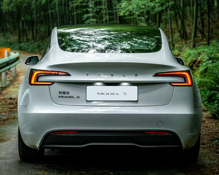 _8月销量暴涨的4款轿车，是昙花一现还是“香饽饽”？_8月销量暴涨的4款轿车，是昙花一现还是“香饽饽”？