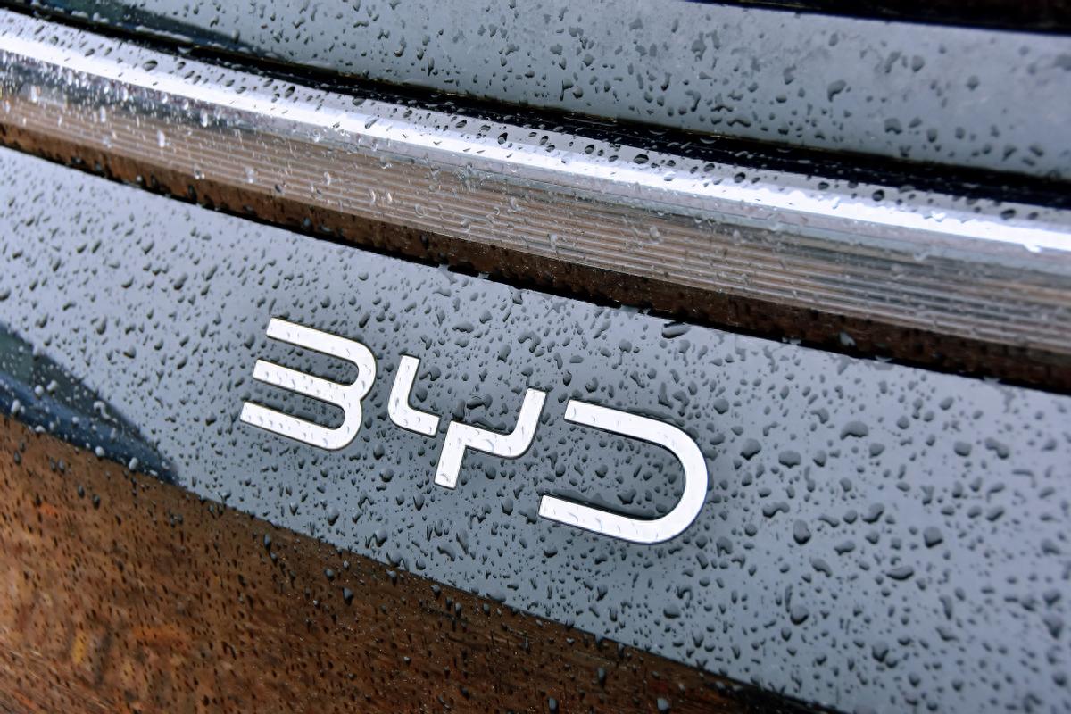 华为推出15万车型、比亚迪全系降价，是否新能源历史低价要来了？