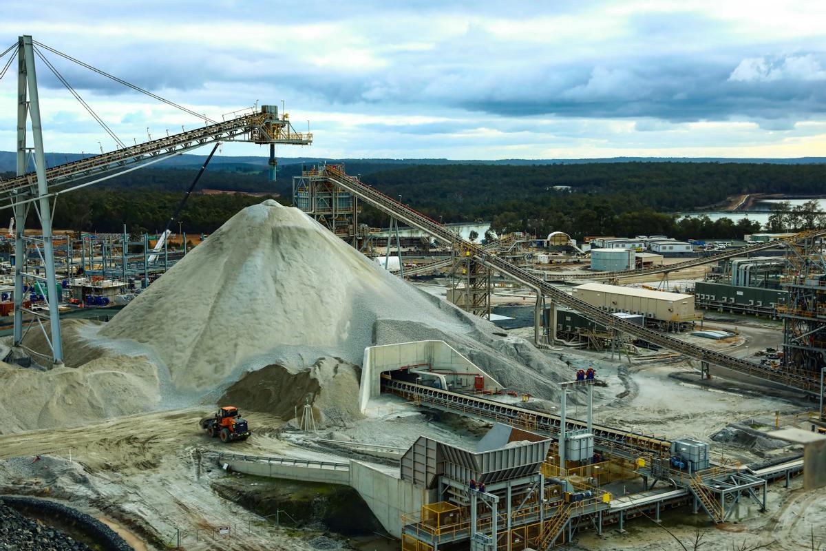 _华为比亚迪强强联手_比亚迪和华为合作开发智能汽车