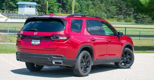 本田家用SUV卷疯了激烈！1.5升引擎搭配7座布局，汉兰达地位恐将不保-有驾