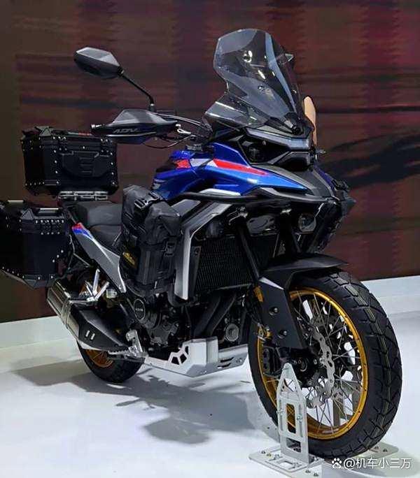 摩博会凯越展台深度解析：四缸650RR惊艳亮相，MX450与625X同台撑场，成熟度拉满！