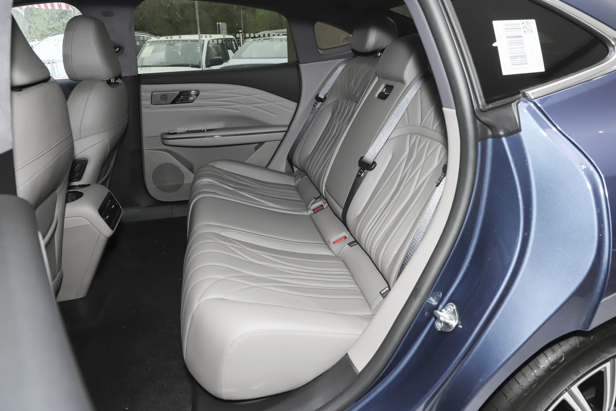 吉利车门价格多少_吉利车门续航米框梅帕怎么拆_