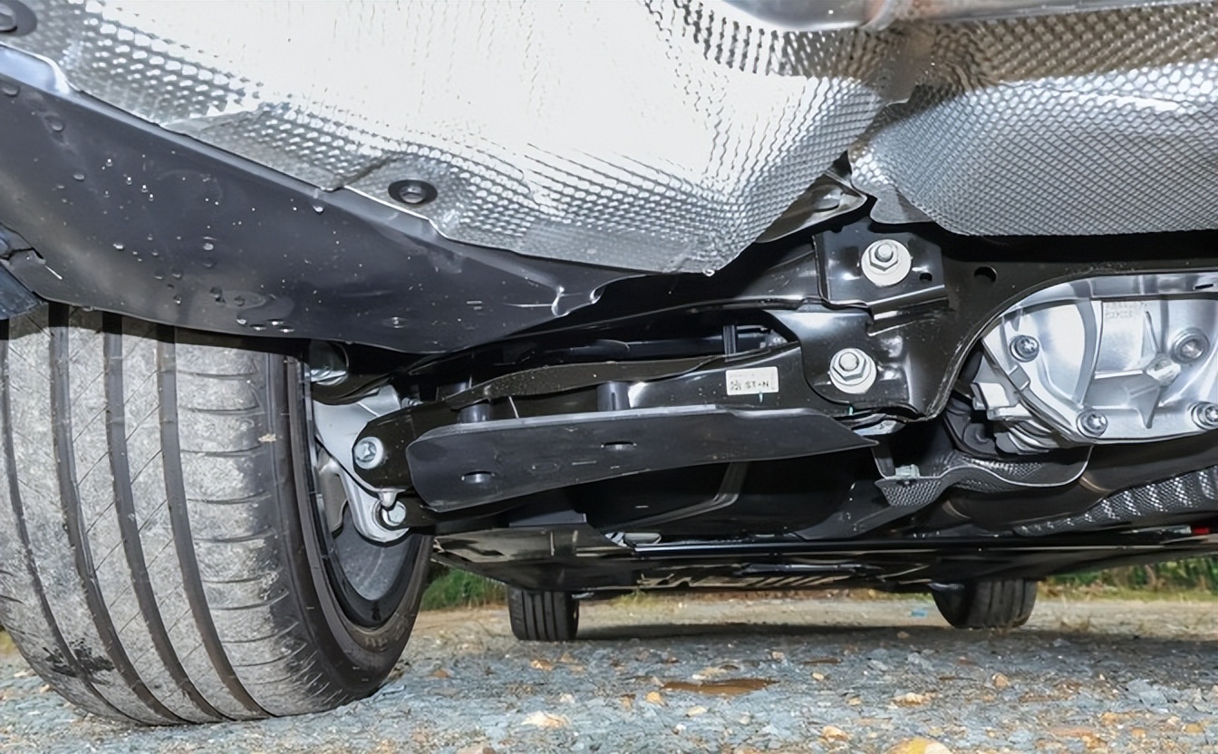 宝马终于认清现实！从31.99万降至22万，现在抄底，还是再等等？_宝马终于认清现实！从31.99万降至22万，现在抄底，还是再等等？_