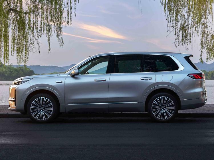 吉利首款中大型suv__吉利全新大作