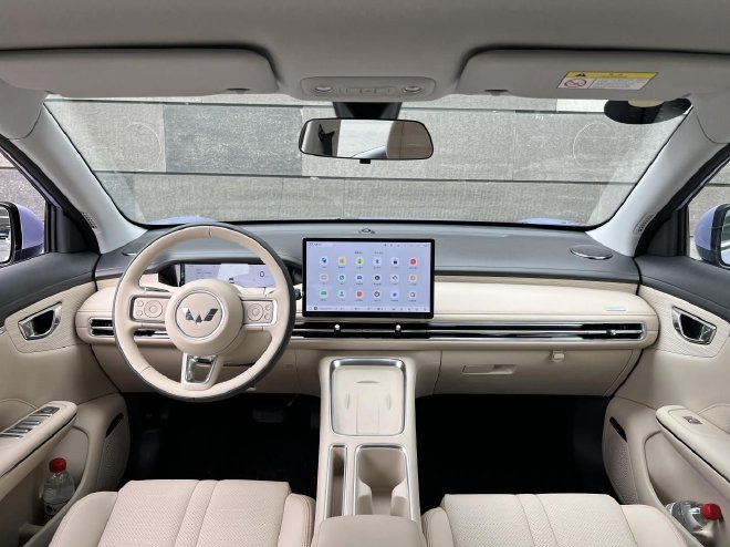 好看好开的务实派 质感在线的五菱缤果S