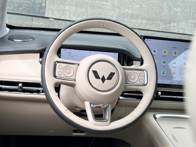 好看好开的务实派 质感在线的五菱缤果S