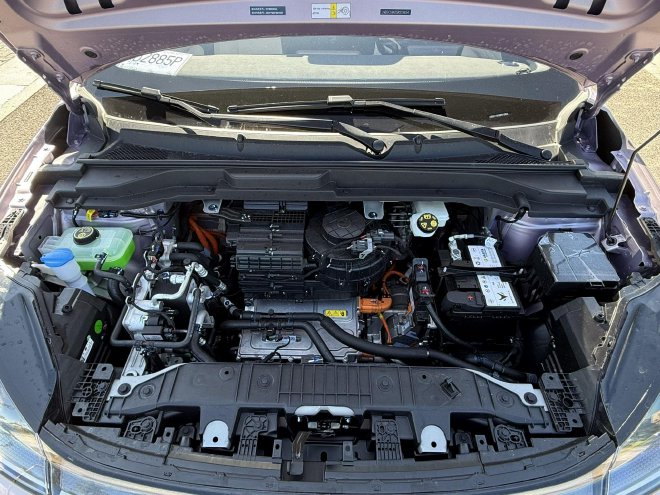 真被它给装到了！试驾极狐T1