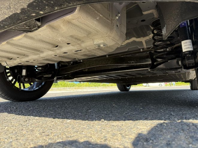 真被它给装到了！试驾极狐T1