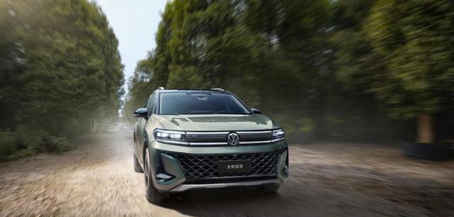 中国智驾军团入欧,油车市场仍大,难题与机遇并存-有驾