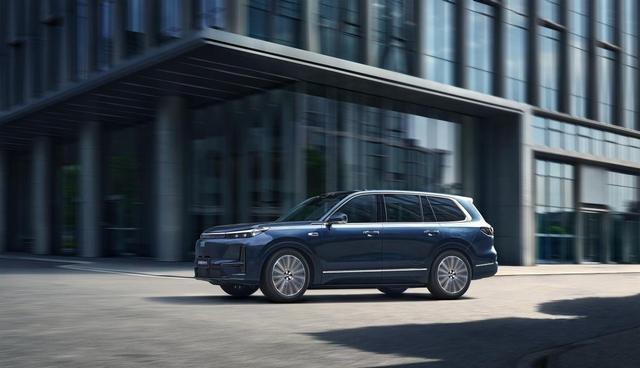 限时17.38万起,吉利银河M9登场,引领AI出行新纪元-有驾