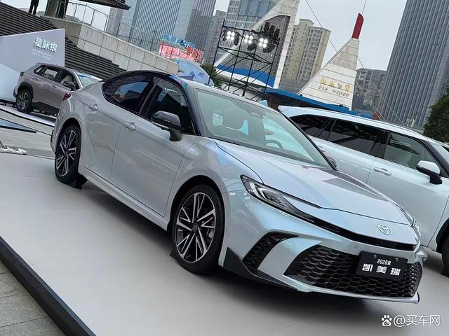 一大波新车来袭!入门配置直接拉满,被广汽丰田这波操作秀到了-有驾
