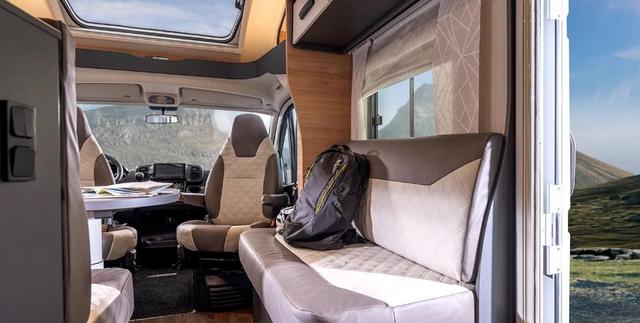 C型房车为什么最受欢迎,实用空间大,驾驶更省心-有驾