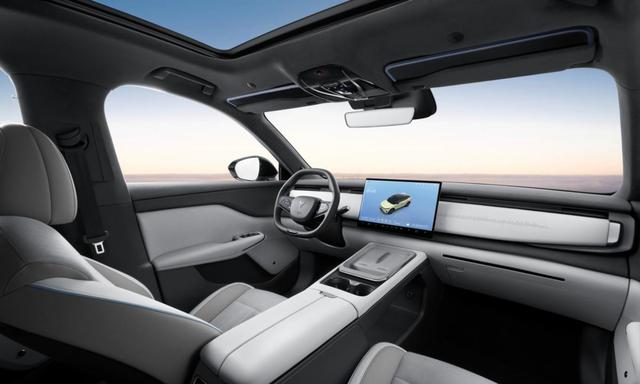 奇瑞捷途X70L中型SUV即将上市，预售12.59万起，豪华设计配置丰富，融合性价比与实用性满足多样家庭需求-有驾