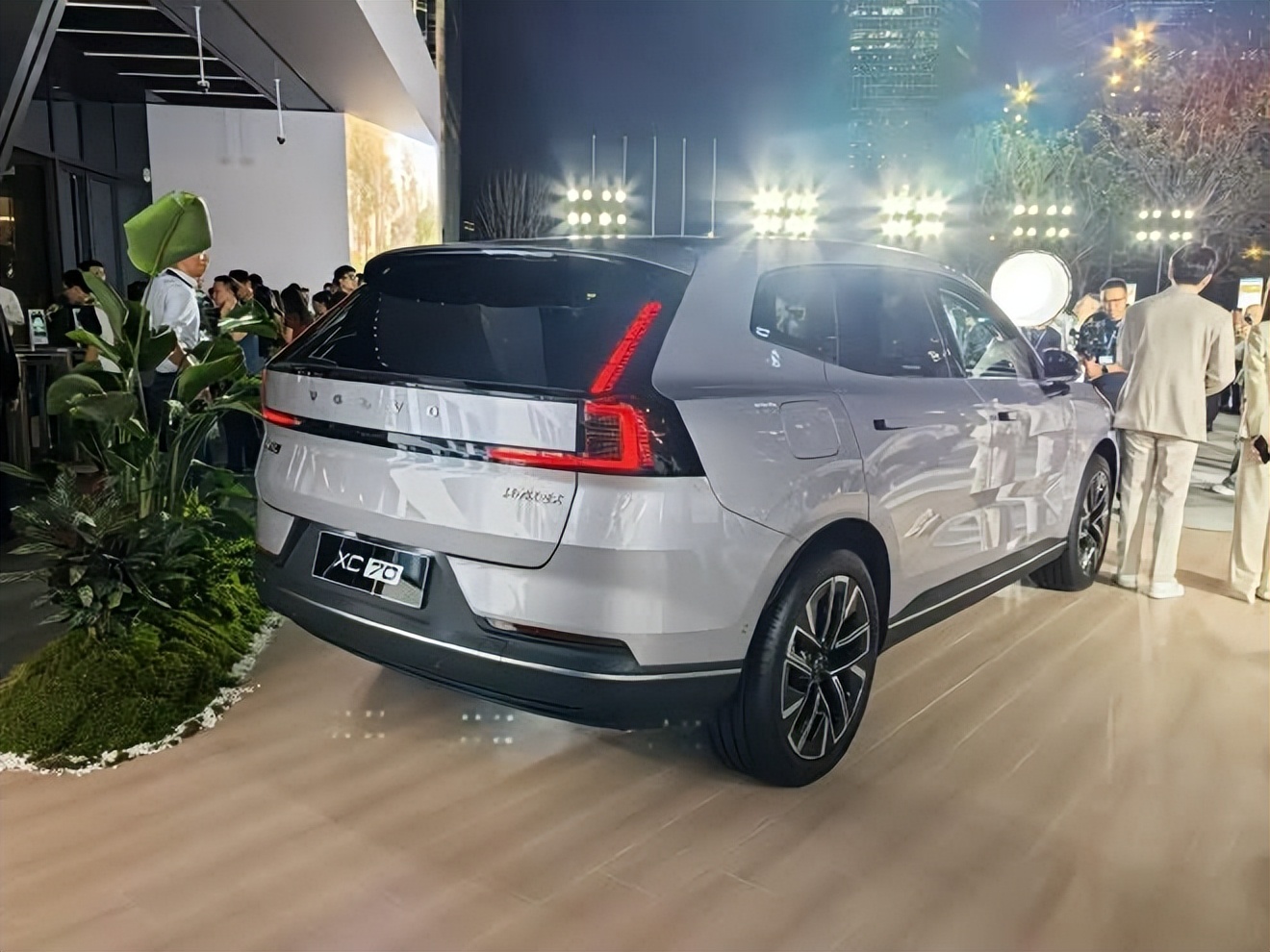 _沃尔沃新款上市_沃尔沃全新汽车