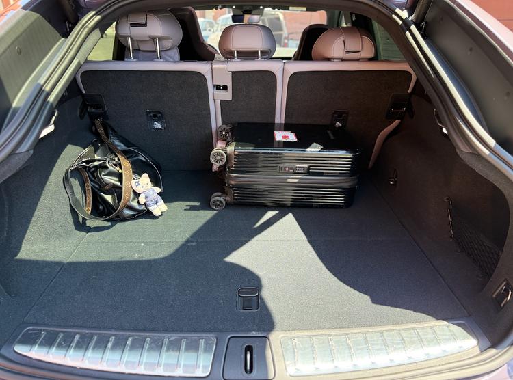 _居然这么全面?试驾蔚来EC6,帅气又好开_居然这么全面?试驾蔚来EC6,帅气又好开