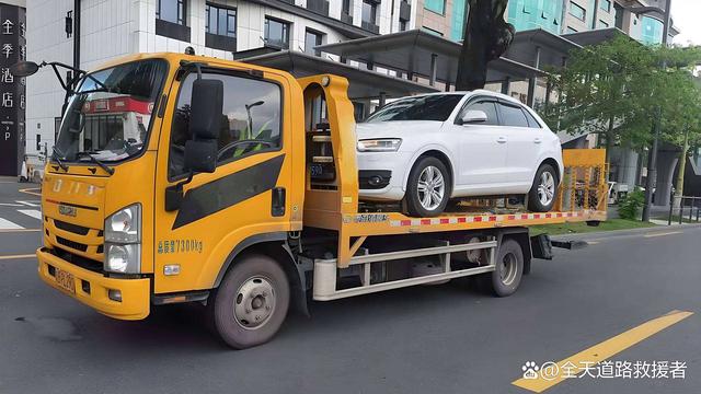 姜堰区汽车救援，姜堰区道路救援，24小时全天-有驾