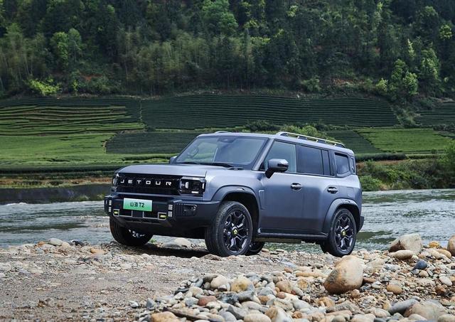 试驾过山海T2,再开深蓝G318,终于明白什么叫掀完桌子还要踹两脚-有驾