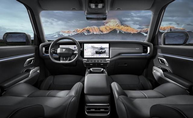 试驾过山海T2,再开深蓝G318,终于明白什么叫掀完桌子还要踹两脚-有驾