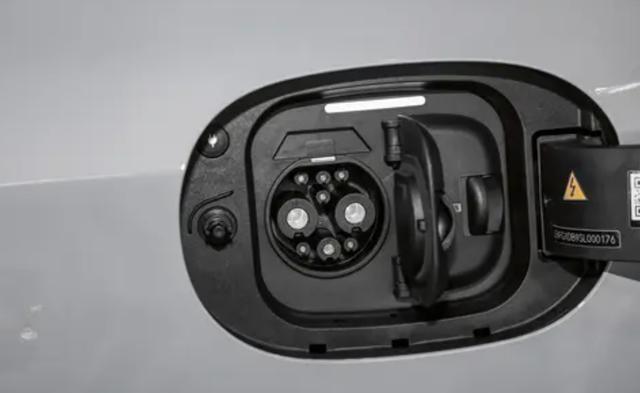 续航866公里！奔驰CLA EV 25日预售，定位纯电紧凑级-有驾