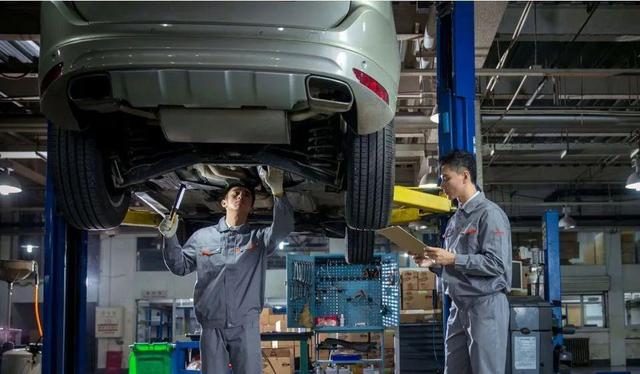 新能源“烂尾”车越造越多！百万名车主，修车无门还遭随意宰-有驾