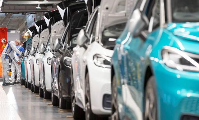 新能源“烂尾”车越造越多！百万名车主，修车无门还遭随意宰-有驾