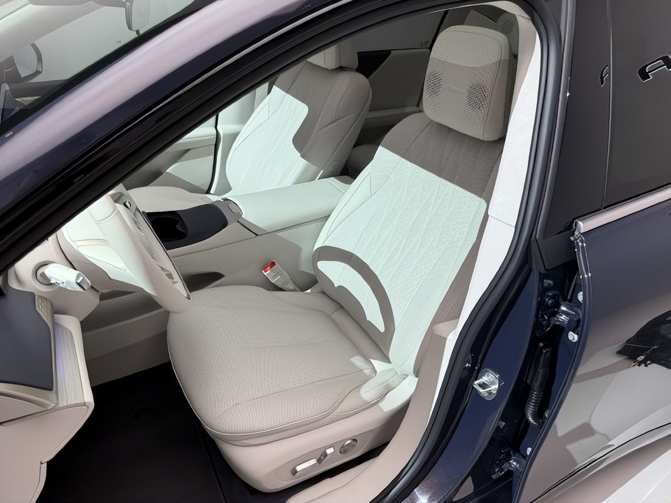 限时权益价16.99-21.59万元 别克至境L7正式上市_限时权益价16.99-21.59万元 别克至境L7正式上市_