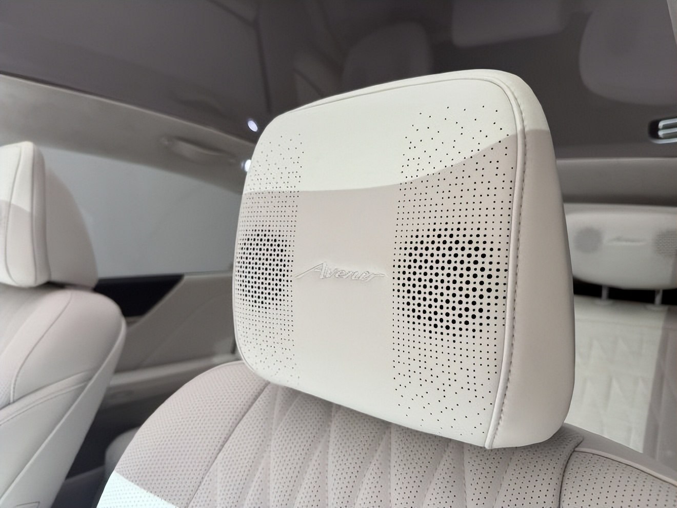 限时权益价16.99-21.59万元 别克至境L7正式上市_限时权益价16.99-21.59万元 别克至境L7正式上市_