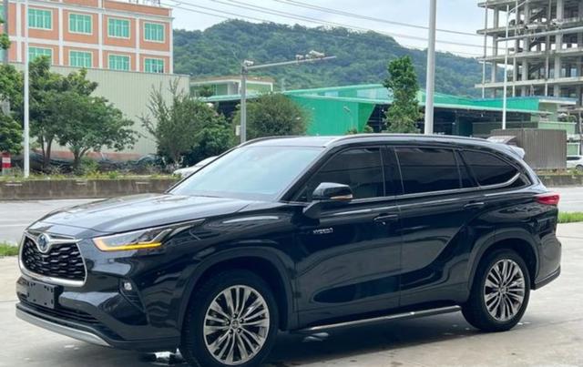 丰田这次太懂中国，4大全球车集体加配置降价格，首付1万即可轻松提车，惠及不同预算的购车人群全线覆盖-有驾