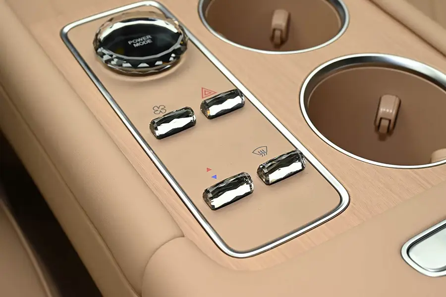 cla是性能车吗_cla插电混动_