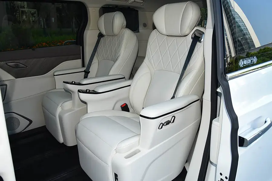 cla插电混动__cla是性能车吗