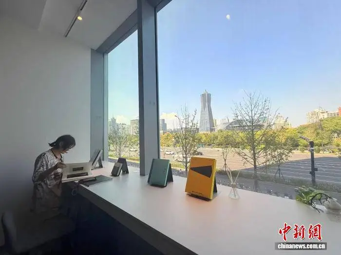 假日消费观察：首发经济为杭州商圈注入新活力