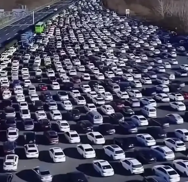 堵车的时候空调不制冷__堵车能开空调吗