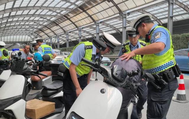 10月1日起多地电动车新规实施，专项整治升级处罚明确，违规行为将受到严厉查处和处罚-有驾