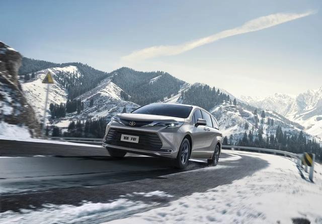 入门即超配！2026款赛那打破MPV潜规则 30万级定价百万