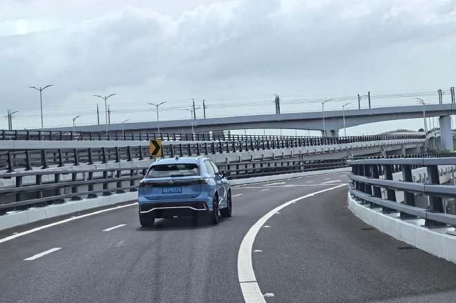 燃油车智能化 上汽大众Pro家族辅助驾驶体验