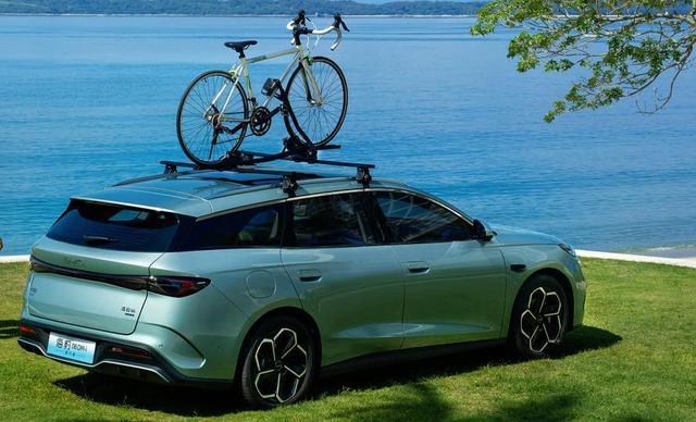 比亚迪海豹06 DM-i旅行版现身堪培拉,续航2000公里碾压燃油车,澳洲上市倒计时-有驾