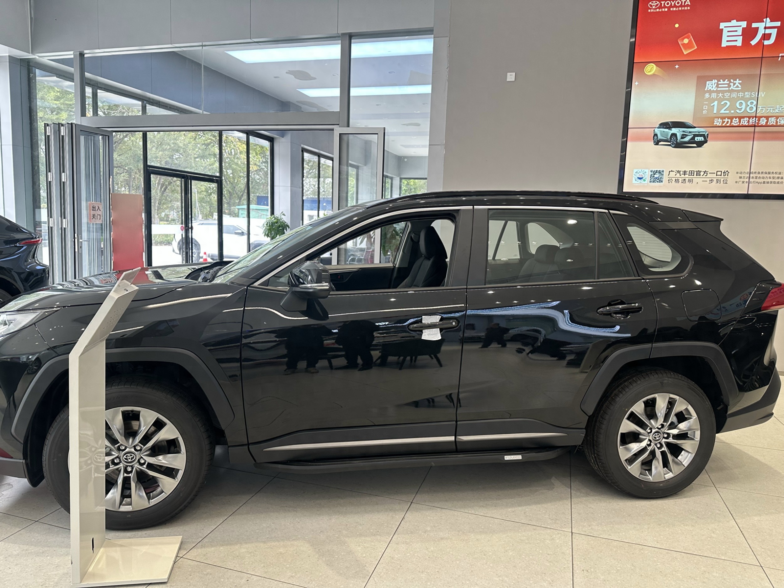 买了4辆车后才明白，私家车买轿车和SUV的差别，都是用车经验