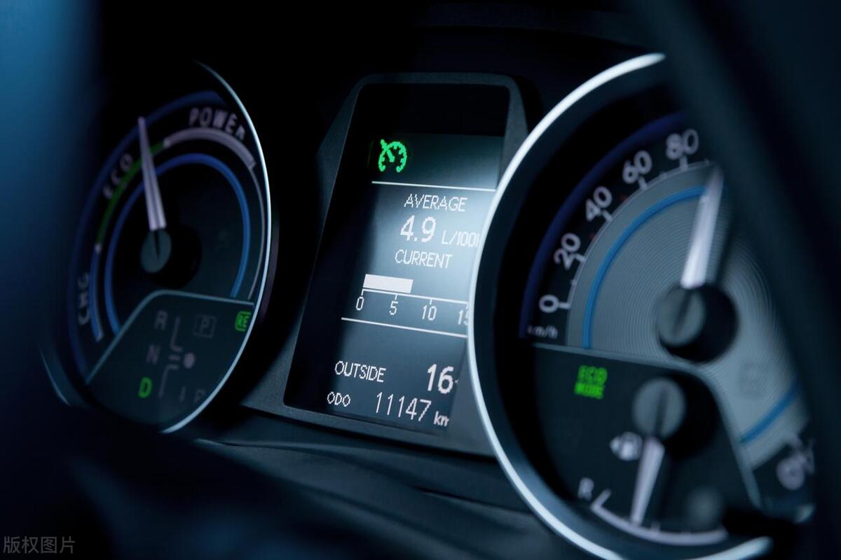 买轿车好_买车是买轿车好还是买suv好_