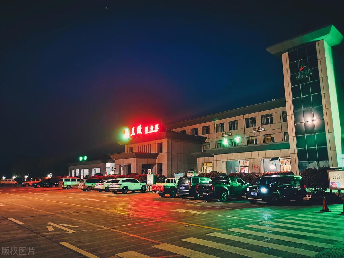 _高速路停车_高速公路停车休息收超时费吗