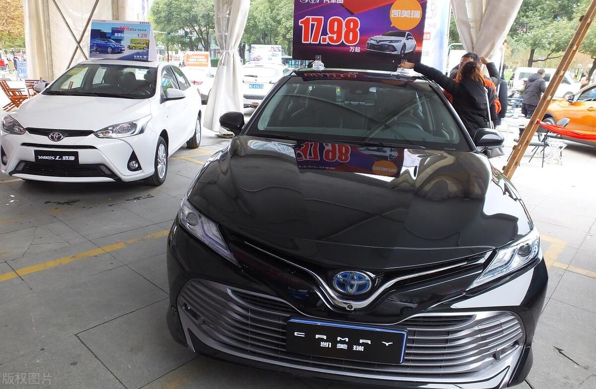 买车紧凑型跟中型是什么区别__买车买紧凑型车好还是中型车好