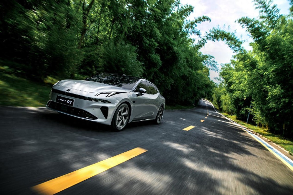 15万的领克07 EM-P你是头也不回,现在13万,还不赶紧抢?