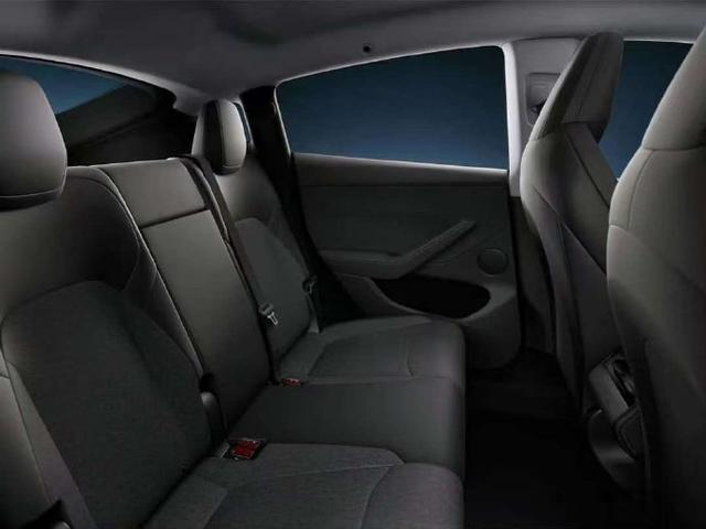 特斯拉Model Y标准版北美上市：降价5000美元，配置大幅精简-有驾