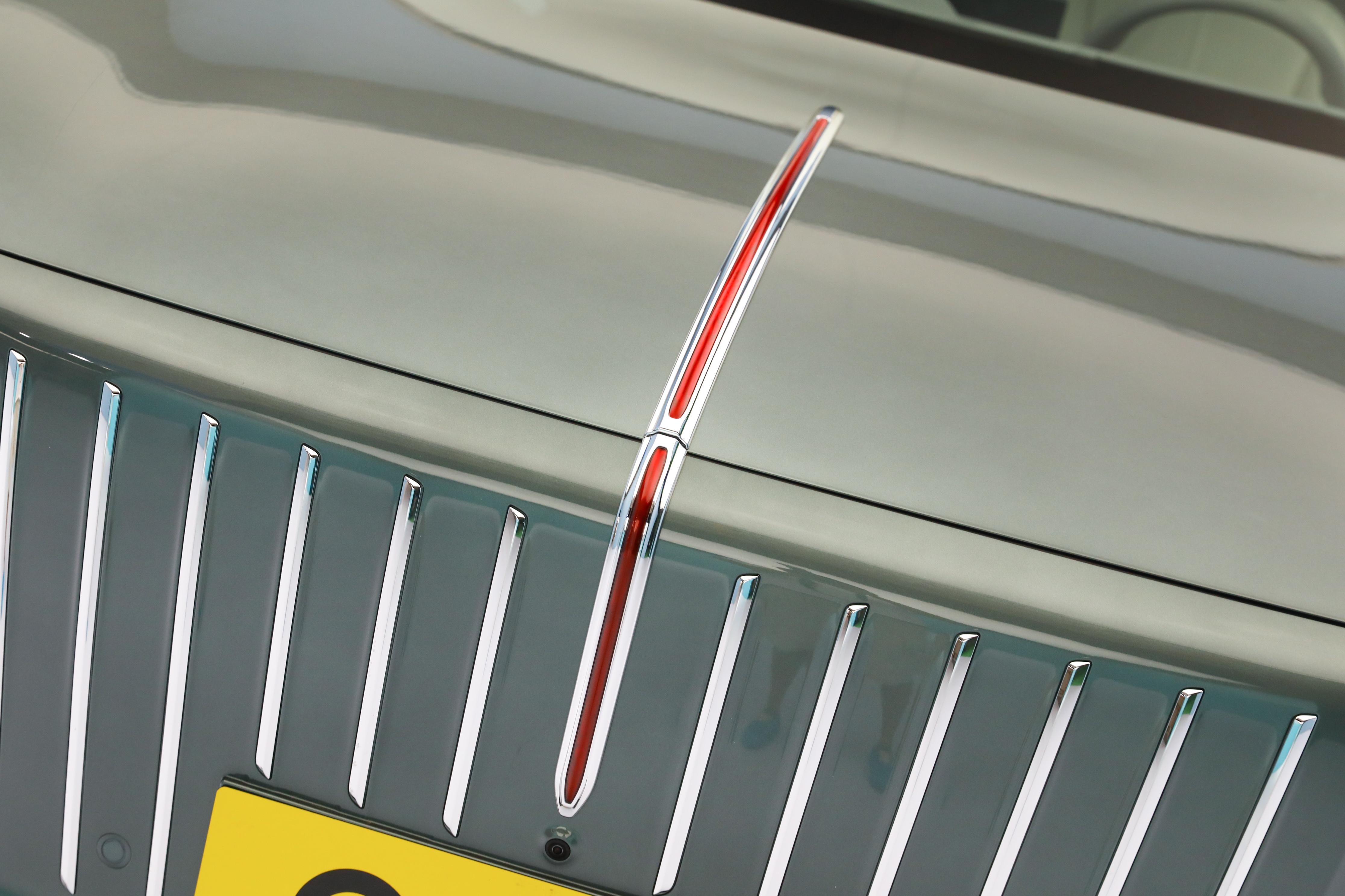 车载冰箱有内置电池好不好__内置冰箱的车