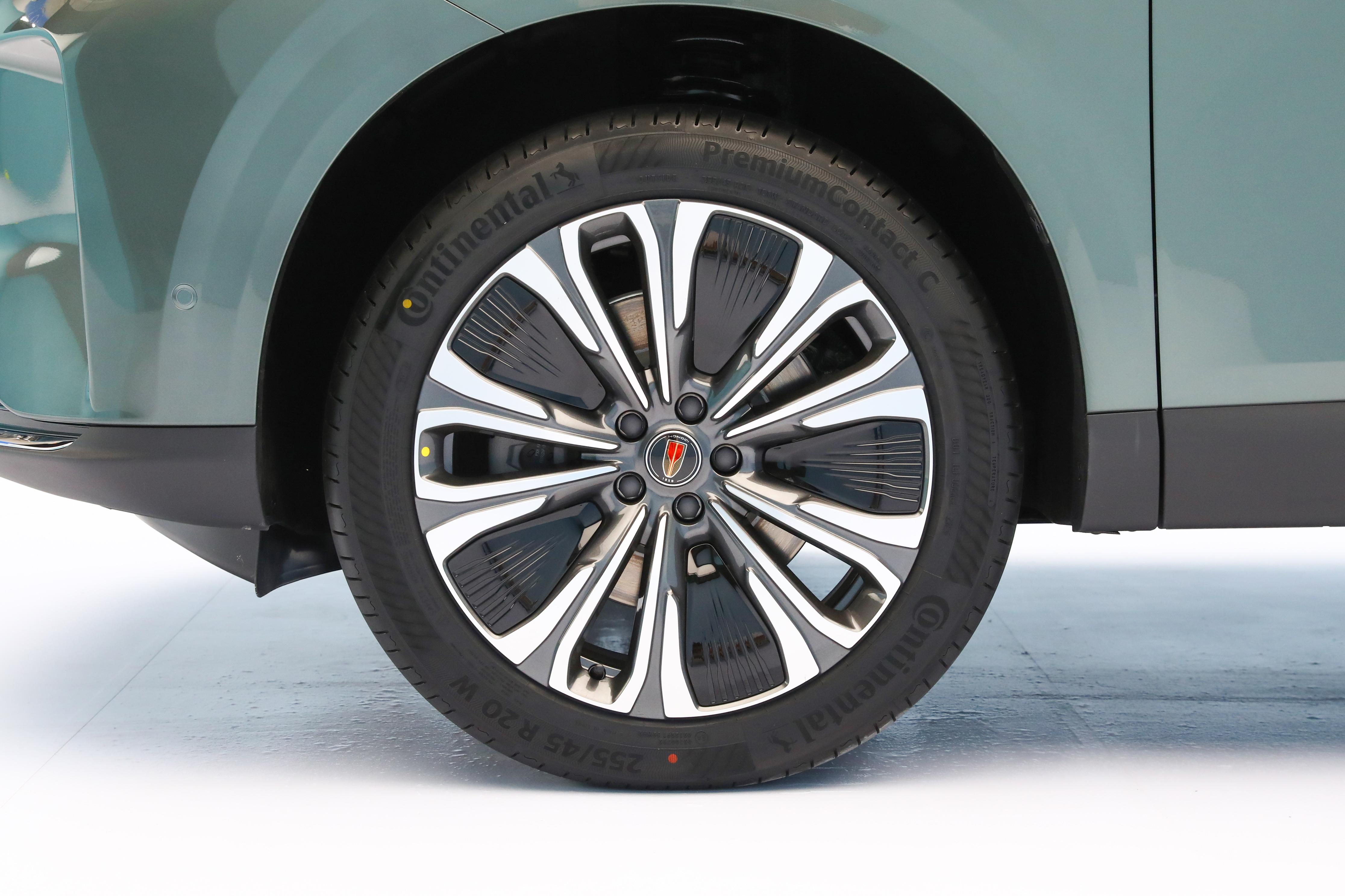 车载冰箱有内置电池好不好__内置冰箱的车