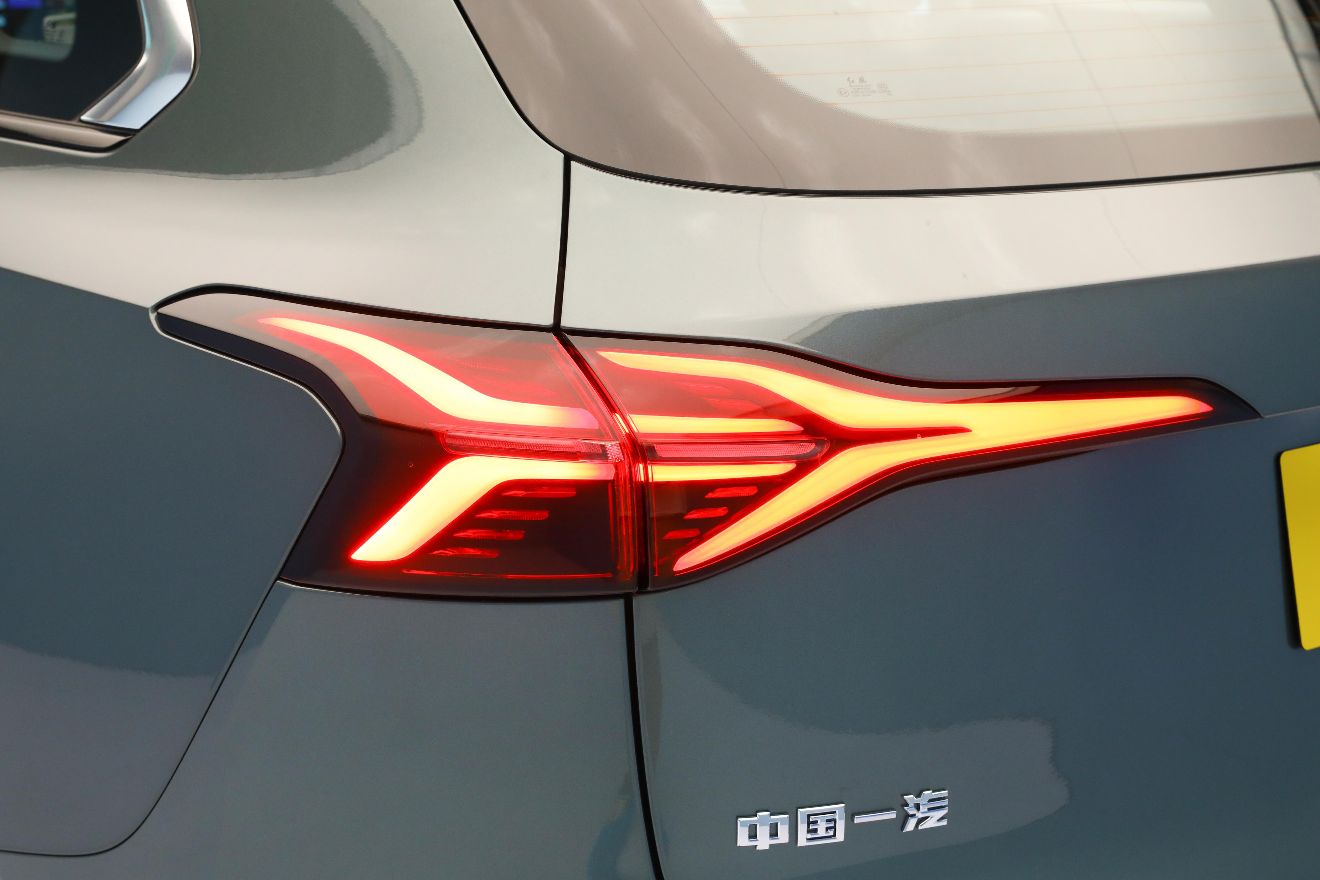 _车载冰箱有内置电池好不好_内置冰箱的车