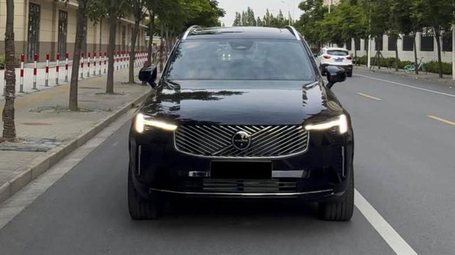 大降价都!沃尔沃XC90直降16万,知识中产也不买单,问题出在哪-有驾