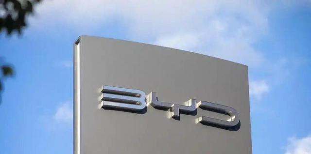 巴菲特清仓比亚迪的原因:他放弃的不是一家企业,而是一个时代-有驾